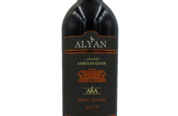 Rượu vang Chile Alyan Family Ambassador Gran Cuvee